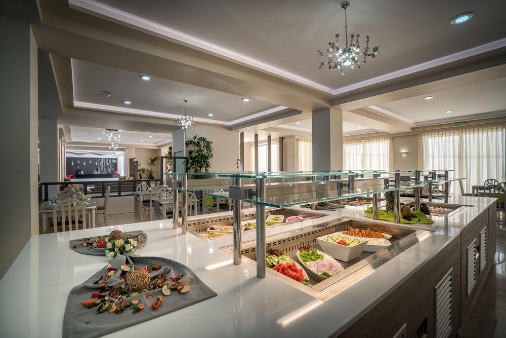 Park Hotel & Spa Циливи Экстерьер фото