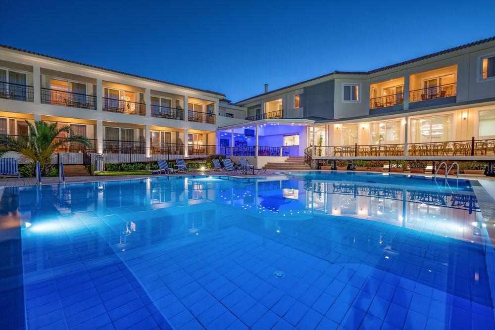 Park Hotel & Spa Циливи Экстерьер фото