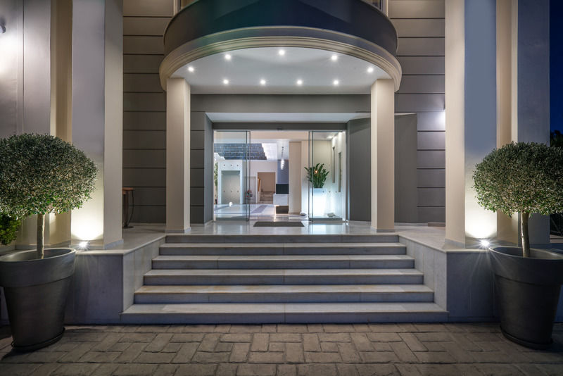 Park Hotel & Spa Циливи Экстерьер фото