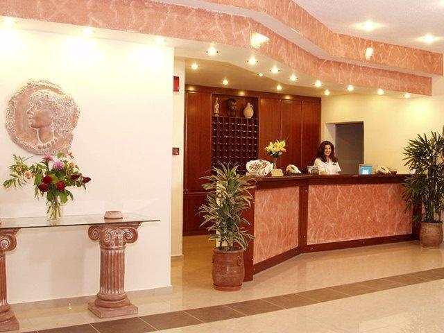 Park Hotel & Spa Циливи Экстерьер фото