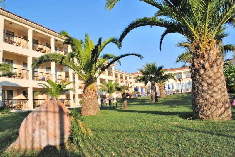 Park Hotel & Spa Циливи Экстерьер фото