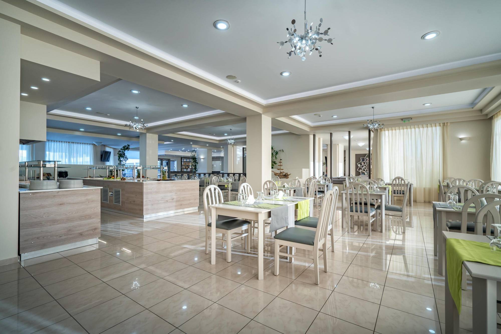Park Hotel & Spa Циливи Экстерьер фото